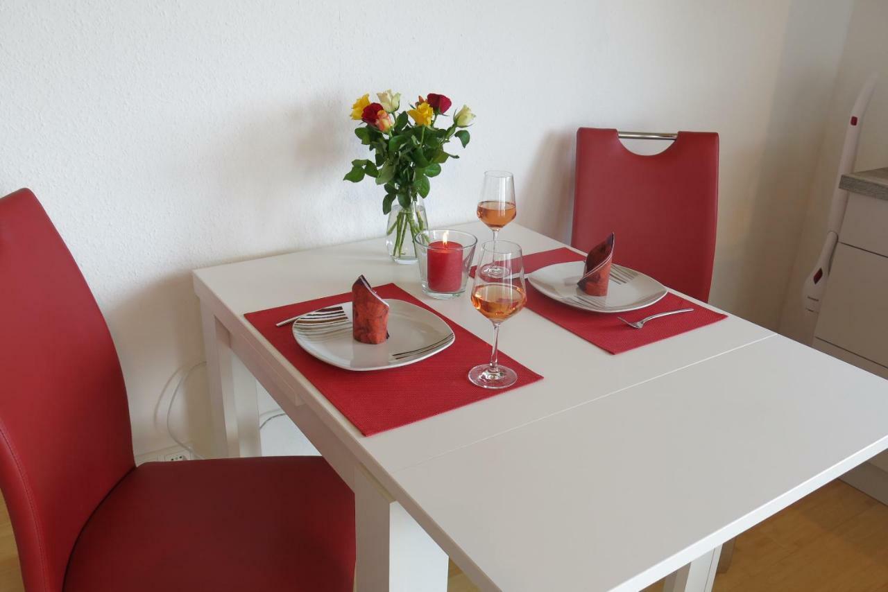 Ferienwohnung Haag 울딘겐물호펜 외부 사진