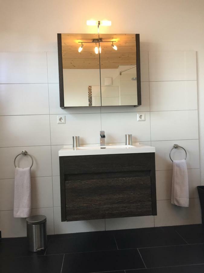 Ferienwohnung Haag 울딘겐물호펜 외부 사진